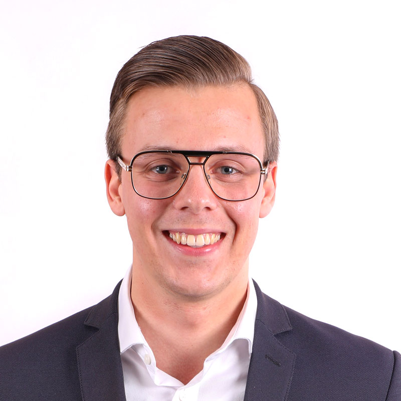 Fabian Prinzler • OVB • Hundehalter-Haftpflichtversicherung Paderborn • Finanzberater • Vermögensberater • Hunde-OP-Versicherung • Hunde-Krankenversicherung • Tierhaftpflicht • Hund versichern